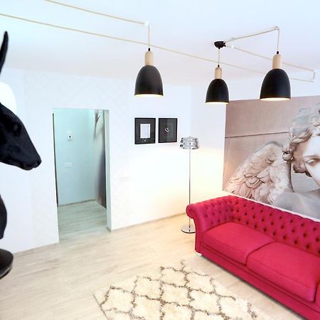 Soho Apartment Near Ceronav Galati  Ngoại thất bức ảnh